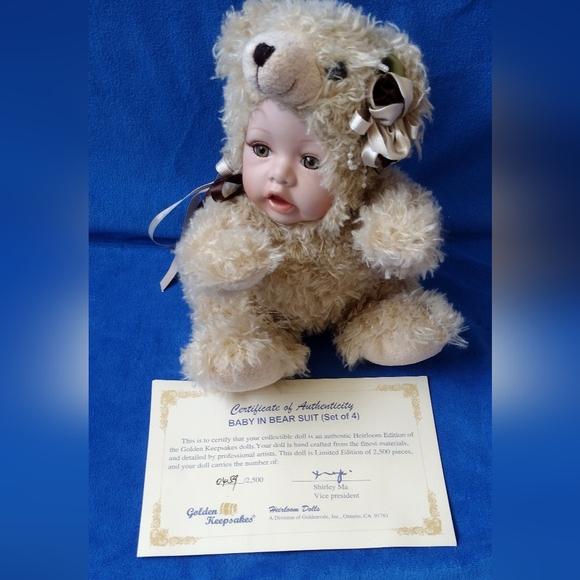 Golden Keepsake Heirloom Doll - Picture 1 of 5
